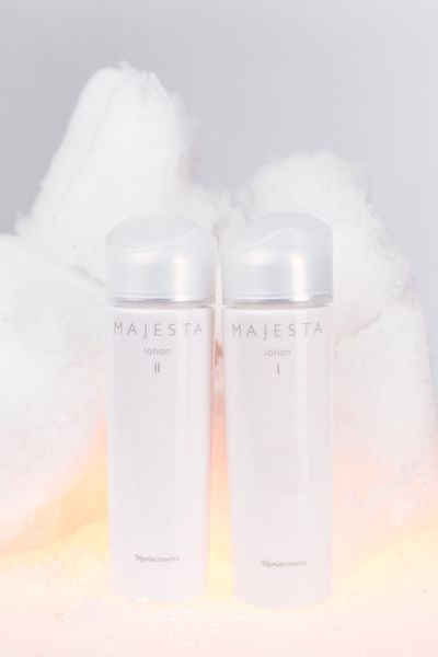 Зволожувальний лосьйон для нормальної та жирної шкіри Majesta Lotion I 13686 фото