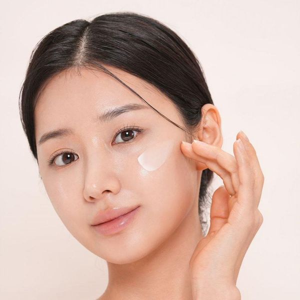 Регенеруючий крем з полінуклеотидами та бакучіолом 100 CU Skin Dr.Solution Pdrn Bakuchiol Cream 300244 фото