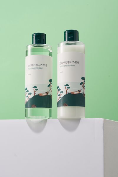 Успокаивающий лосьон с экстрактом игл сосны ROUND LAB Pine Calming Cica Lotion 03047 фото