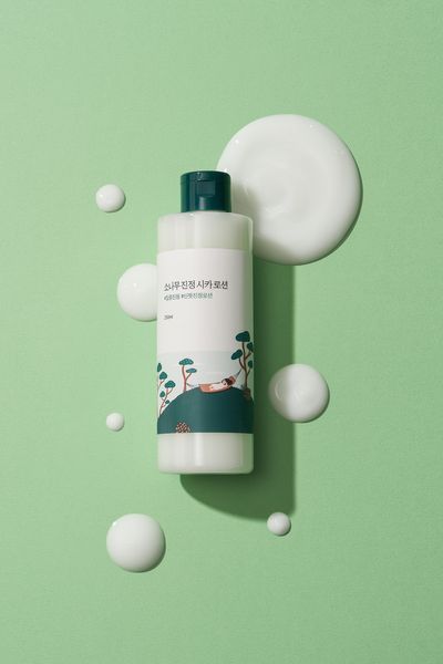 Успокаивающий лосьон с экстрактом игл сосны ROUND LAB Pine Calming Cica Lotion 03047 фото