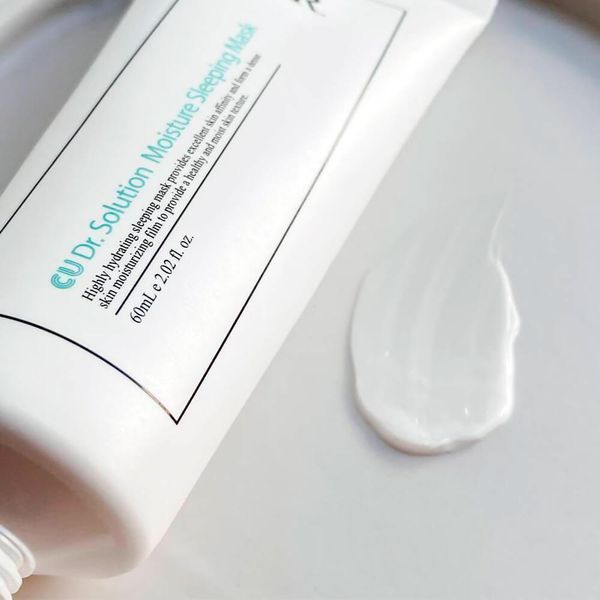 Відновлювальна нічна маска для обличчя з вітаміном U CU Skin Dr. Solution Moisture Sleeping Mask 300125 фото