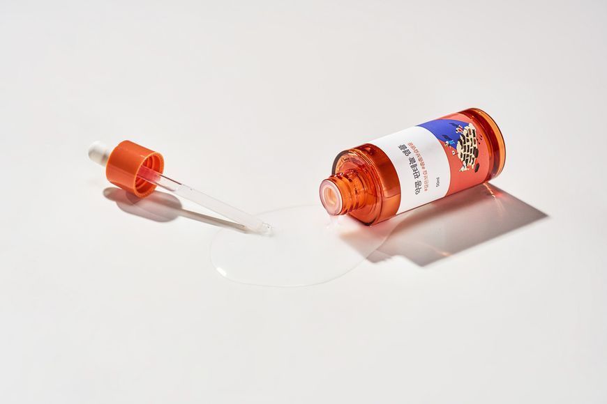 Серум з екстрактом соєвих бобів і пантенолом ROUND LAB Soybean Panthenol Ampoule (8809875908075) 03320 фото