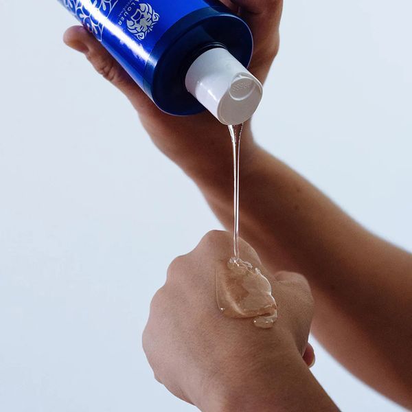 Шампунь для окрашенных волос с эффектом оживления цвета VALQUER Shampoo Shine and Colour Enhancer 12110 фото