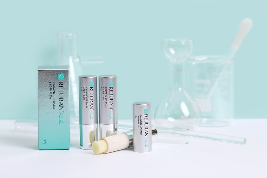 Заспокійливий бальзам для губ REJURAN Healer Calming Lip Balm  RJR 0529 фото