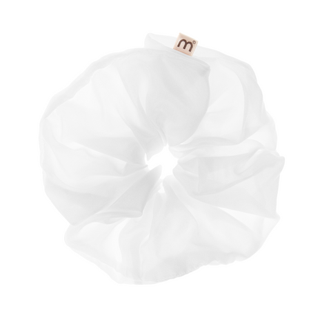 Супер объемная резинка для волос из натурального шелка белая MON MOU Volume Silk Scrunchie 003-00-03 фото