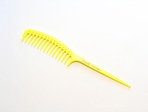 Расческа для волос желтая с ручкой Janeke Fashion Supercomb 11648 фото
