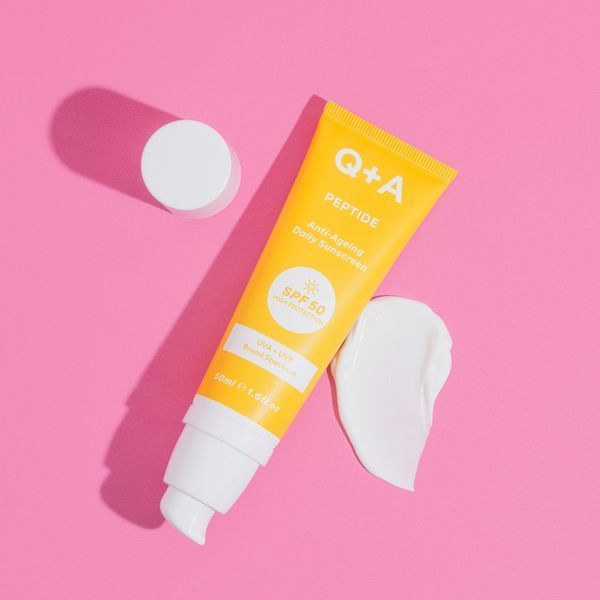 Антивіковий сонцезахисний крем для обличчя Q+A Peptide Anti-Ageing Daily Sunscreen 13196 фото