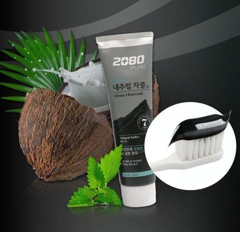 Відбілювальна зубна паста з вугіллям Dental clinic 2080 Pure Charcoal 11215 фото