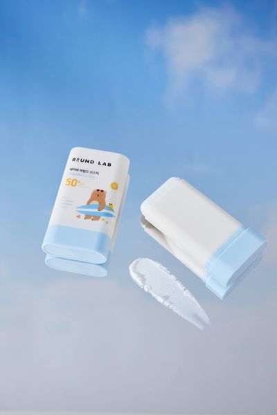 Дитячий сонцезахисний сік ROUND LAB Baby Mild Sun Stick SPF 50+ 4712 фото