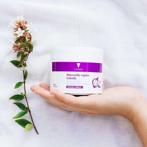 Маска для всех типов волос со смягчающим и увлажняющим эффектом VALQUER Onion Hair Mask 12303 фото