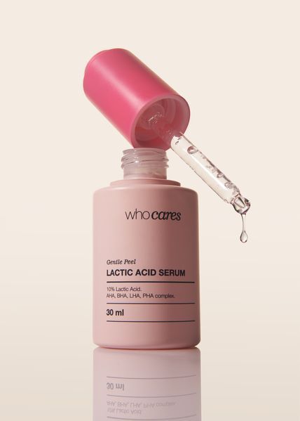 Несмывающаяся сыворотка-пилинг с молочной кислотой Who Cares Gentle Peel Lactic Acid Serum 14318 фото