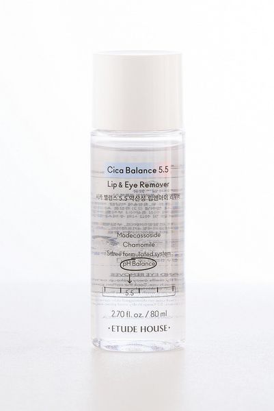 Слабокислотное двухфазное средство для очищения губ и глаз Etude House Cica Balance 5.5 Lip&Eye Remover 09751 фото