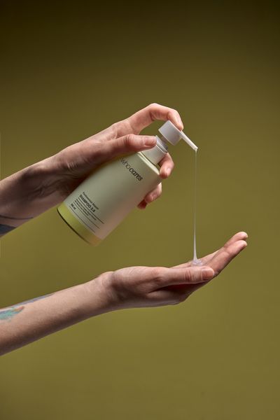 Шампунь для глубокой очистки кожи головы Who Cares Shampoo 2.0 Fundamental Repair 14671 фото