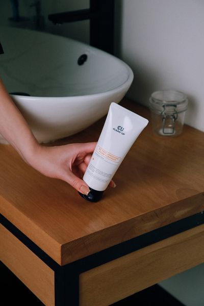 Пінка для глибокого очищення пор CU Skin Clean-Up AV FREE Vanishing Foam Cleanser 300267 фото