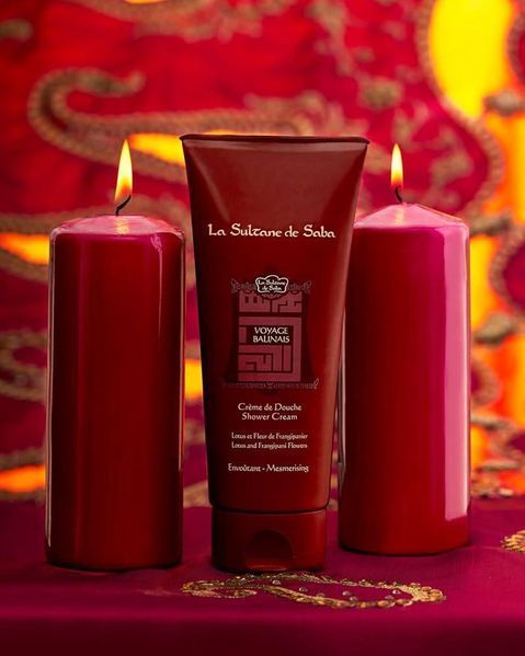 Крем для душу з ароматом лотосу та франжіпані La Sultane De Saba Lotus And Frangipani Flower 003446 фото